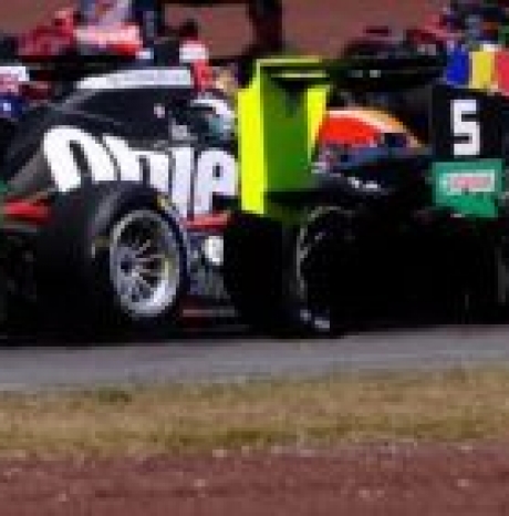 Sunday Racing at Taupo